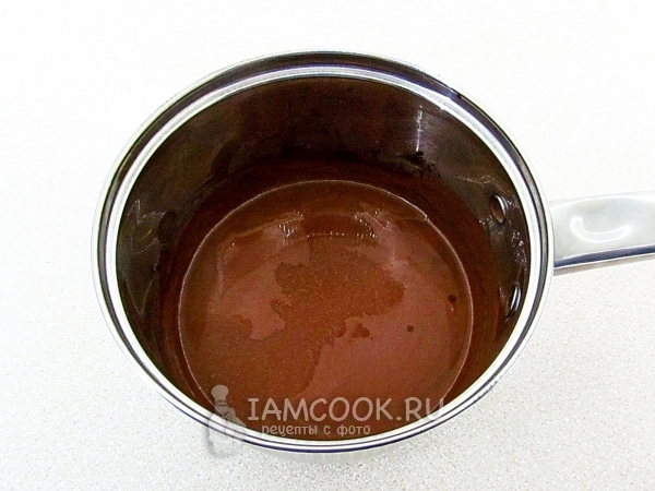 Влить ликёр