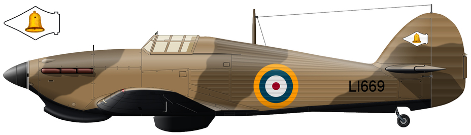 Hurricane Mk.I (серийный номер L1669) с демонтированным вооружением, известный лётчикам 80-й эскадрильи как «Линкор Колли» (Collie's Battleship) по имени тогдашнего командующего 202-й группы RAF знаменитого аса Первой мировой Раймонда Коллишоу (Raymond Collishaw). У «линкора» была весьма примечательная история: первый «Харрикейн» в тропическом исполнении, он прошёл «пустынные» испытания летом-осенью 1939 года, а потом использовался в экспериментах по разработке пустынного камуфляжа, в процессе которых был перекрашен в два «земляных» цвета. После мобилизации североафриканских частей RAF он был передан в 80-ю эскадрилью и, будучи единственным в Египте истребителем-монопланом, по предложению эр-коммодора Коллишоу в июне-июле 1940 года постоянно летал между разными полевыми аэродромами, играя роль целого флота современных истребителей. В числе пилотов, привлекавшихся к этим дезинформационным полётам, был и Пэттл - Цвета военного неба: забытый герой Британской империи | Военно-исторический портал Warspot.ru