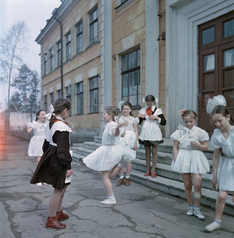Фотоальбом  советской эпохи