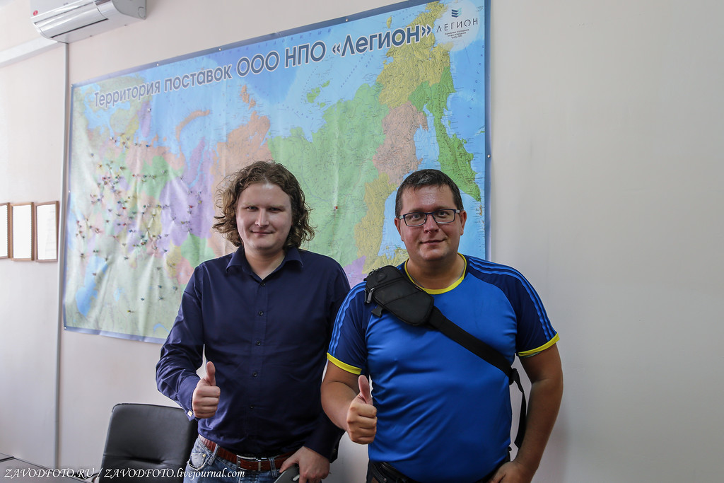 Они завалят весь мир опорами освещения Они завалят весь мир опорами освещения