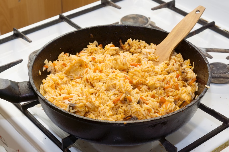 Как приготовить плов с курицей в кастрюле пошагово Как приготовить плов с курицей в кастрюле пошагово