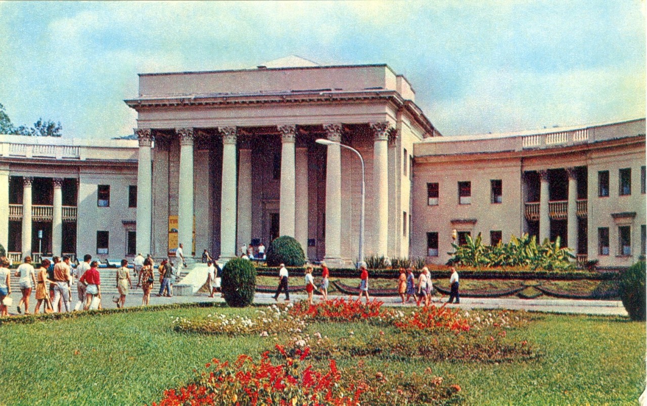 ZAVODFOTO / История городов России в фотографиях: Сочи в 1972 году ZAVODFOTO / История городов России в фотографиях: Сочи в 1972 году