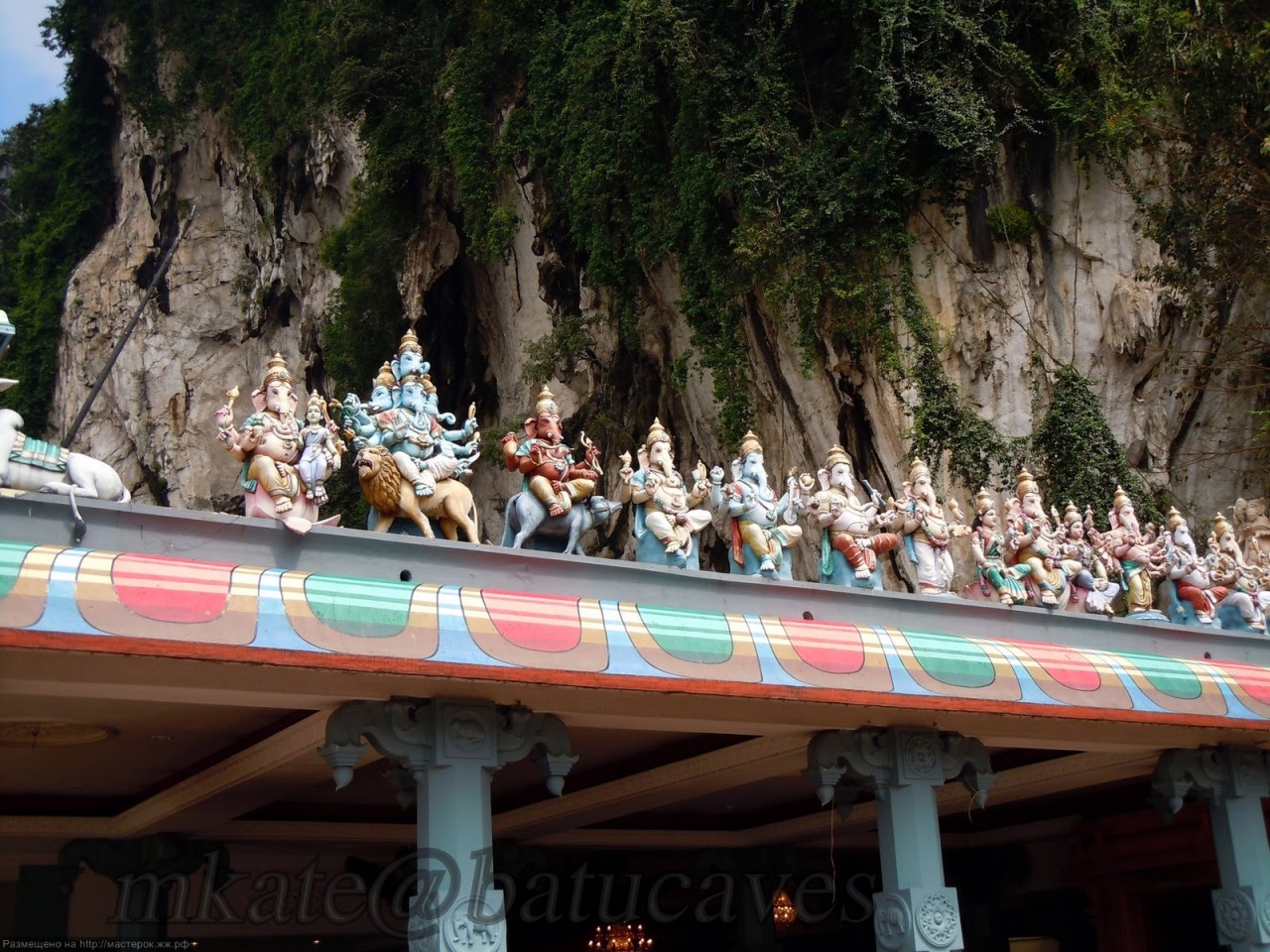 Пещеры Бату Кейвс (Batu Caves). Индонезия. Пещеры Бату Кейвс (Batu Caves). Индонезия.
