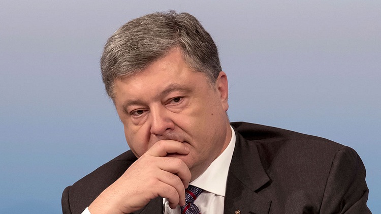 Напуганный Порошенко приготовил план побега из страны