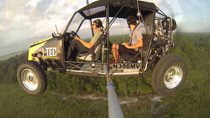 Maverick Flying Car: Полетели! Maverick Flying Car: Полетели!