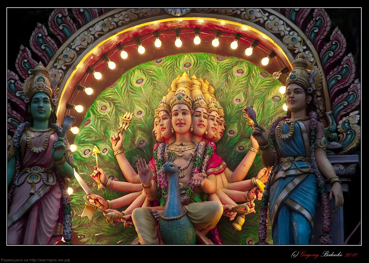 Пещеры Бату Кейвс (Batu Caves). Индонезия. Пещеры Бату Кейвс (Batu Caves). Индонезия.