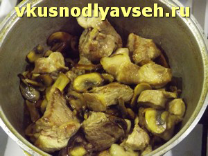 тушить мясо с грибами тушить мясо с грибами