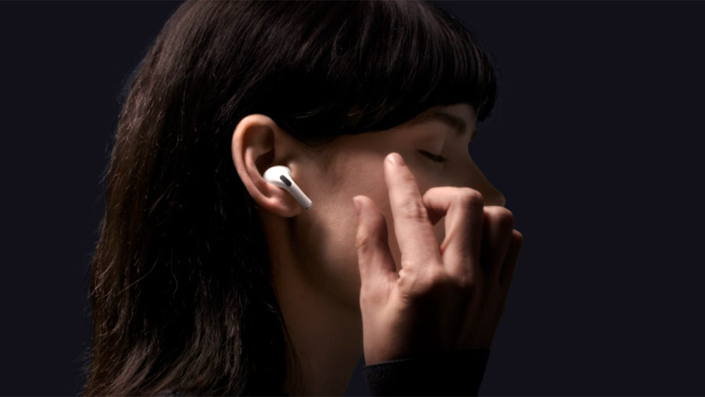 В России начались продажи наушников Apple AirPods Pro. Цена