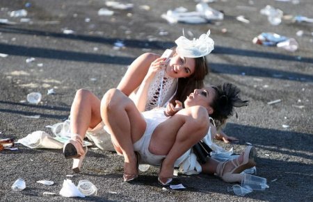 В Великобритании прошел «День леди» (31 фото) В Великобритании прошел «День леди» (31 фото)