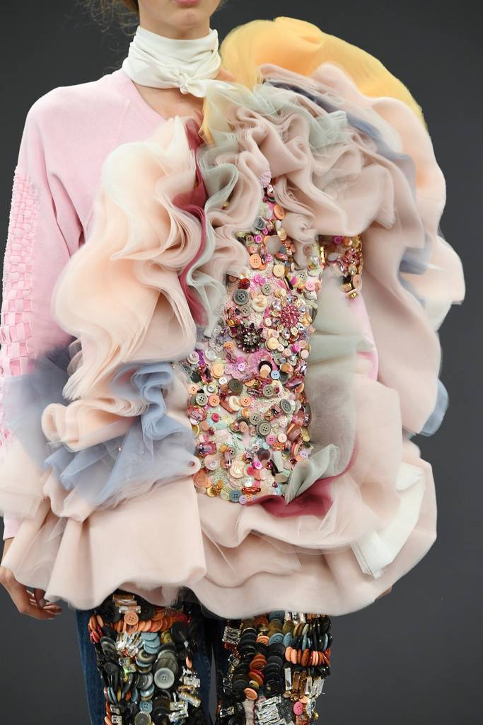 Viktor & Rolf Fall Winter 2016 Couture Collection