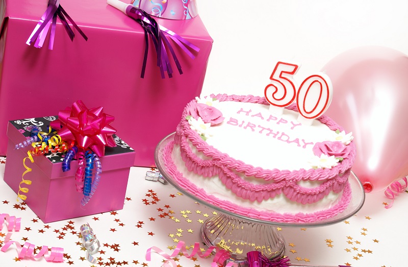 Почему я в 50 должна выглядеть на 30?! Откровенно о наболевшем. Почему я в 50 должна выглядеть на 30?! Откровенно о наболевшем.