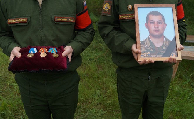 Подвиг казанского капитана в Сирии: «Марат Ахметшин остался один против 200 игиловцев и дал бой. Подвиг казанского капитана в Сирии: «Марат Ахметшин остался один против 200 игиловцев и дал бой.