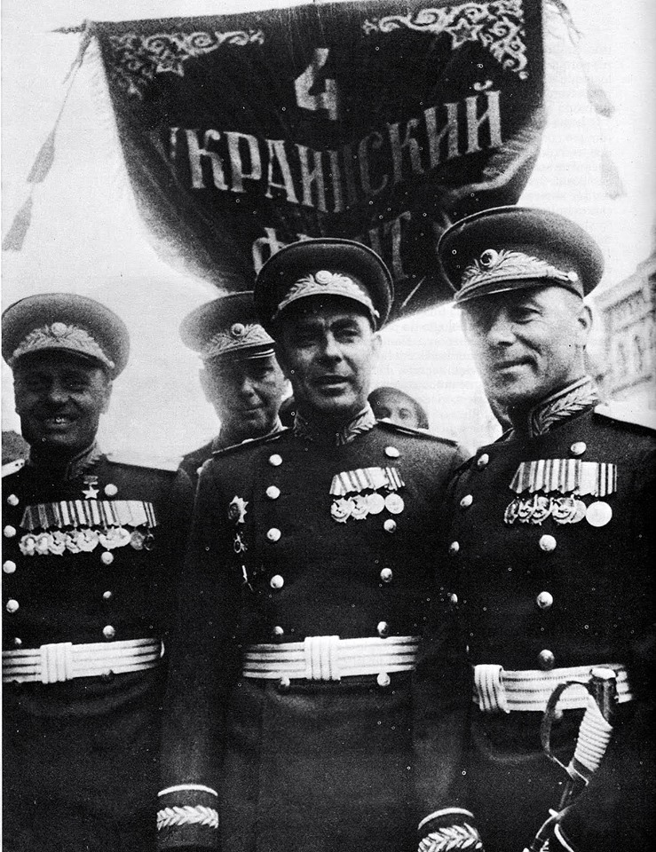 БРЕЖНЕВ БРЕЖНЕВ