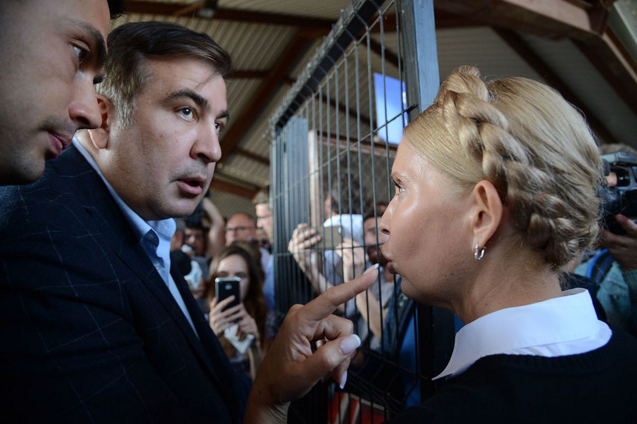 Кто кого скорей закопает? Юрий Селиванов Кто кого скорей закопает? Юрий Селиванов