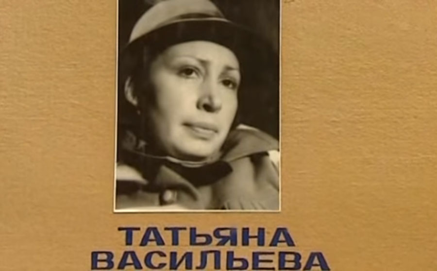 iskat-seksualnuyu-soblaznitelnuyu-peydzh-turna-smotret-sluchayniy-podglyad-za-spyashey