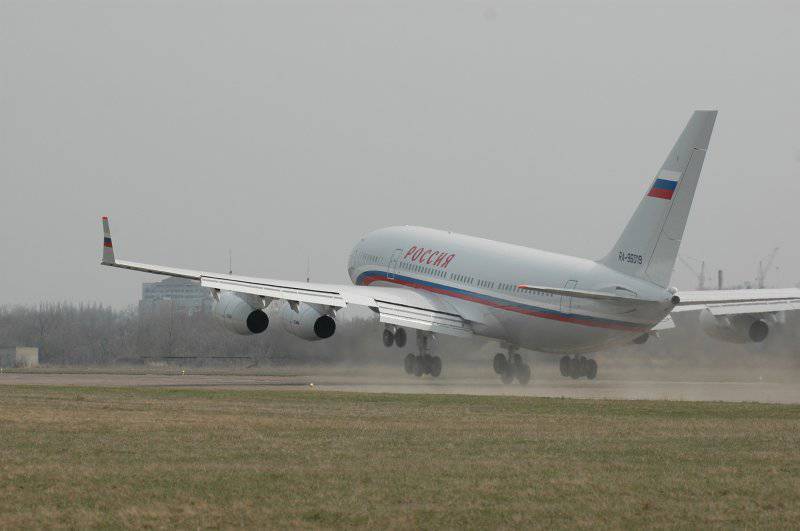 Ил-96-300ПУ(М) - самолет президента Российской Федерации Ил-96-300ПУ(М) - самолет президента Российской Федерации