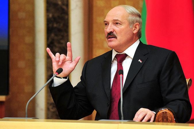 Лукашенко считает невозможным разрыв братских связей Беларуси, России и Украины (ВИДЕО)
