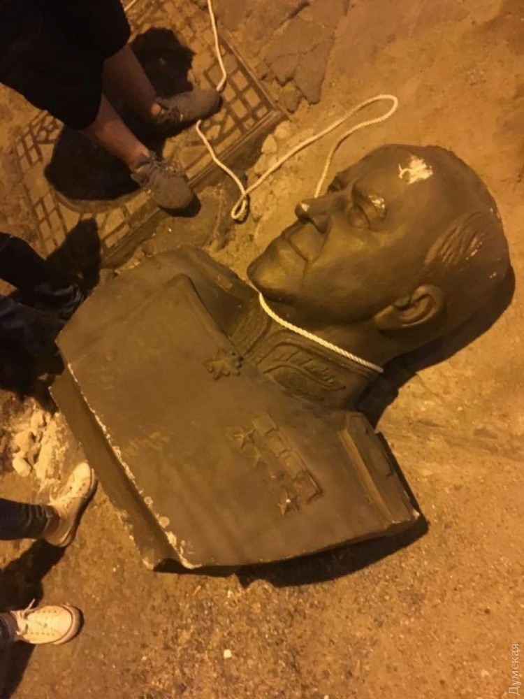 Акт вандализма в Одессе. Не забудем, не простим!