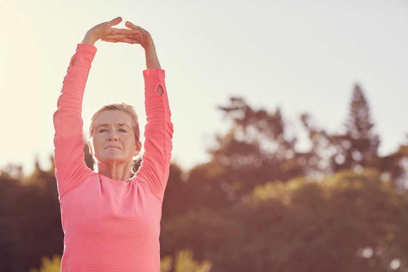 Всем женщинам после 40 лет нужно делать эти 5 упражнений ежедневно