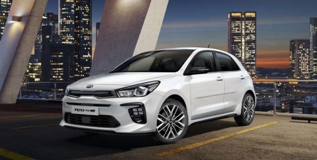 Представили новую версию Kia Rio GT Line Представили новую версию Kia Rio GT Line