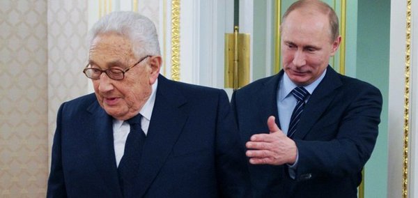 Доктор Киссинджер приговаривает Россию Доктор Киссинджер приговаривает Россию