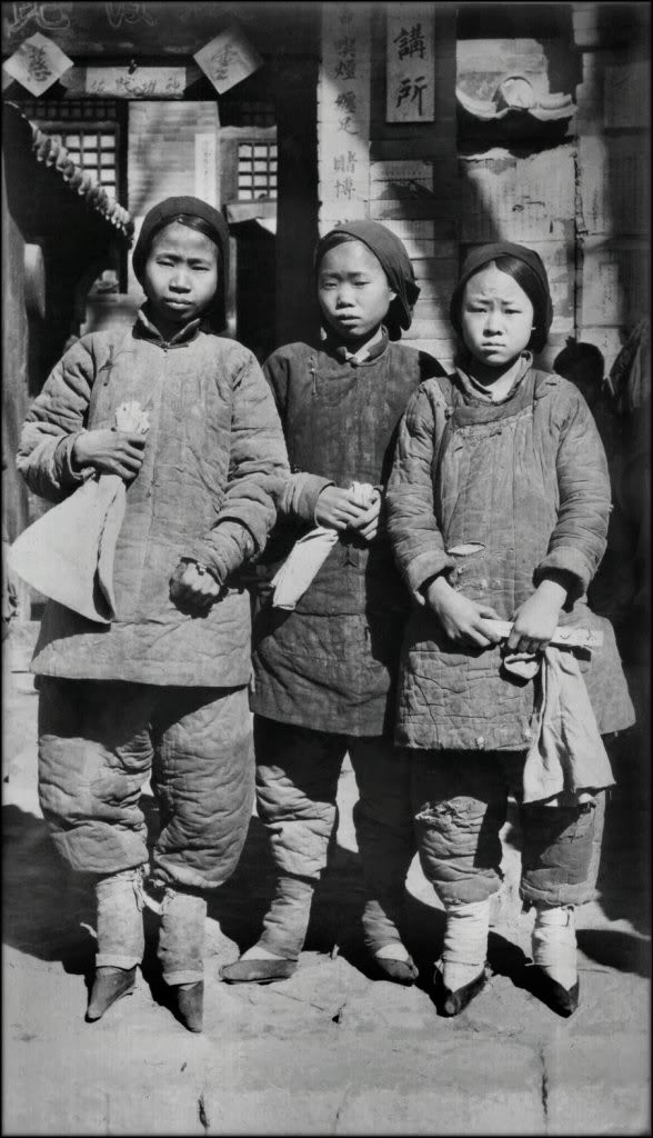 ЭТИМ ФОТОГРАФИЯМ КИТАЯ 100 ЛЕТ