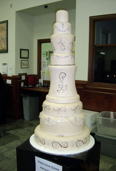 Роскошная свадьба: самые дорогие торты в мире