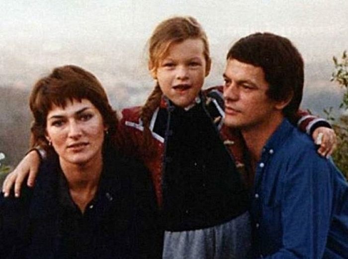Эта советская актриса вырастила мировую знаменитость. Взгляни, о ком идет речь! Эта советская актриса вырастила мировую знаменитость. Взгляни, о ком идет речь!