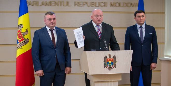 Молдова: распад коалиции не очевиден, но в перспективе неизбежен Молдова: распад коалиции не очевиден, но в перспективе неизбежен