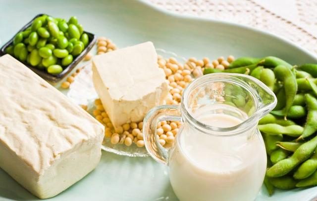10 продуктов, которые категорически нельзя есть мужчинам 10 продуктов, которые категорически нельзя есть мужчинам