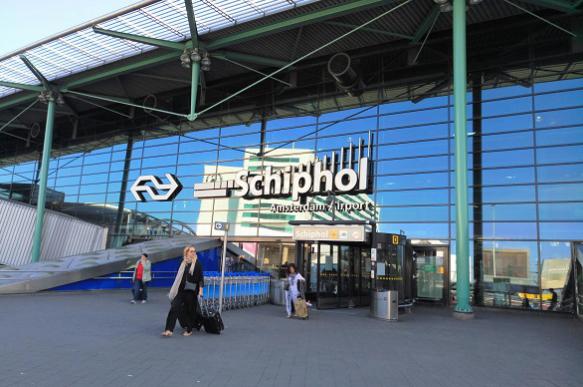 В аэропорту Амстерда­ма установили крипто­банкомат