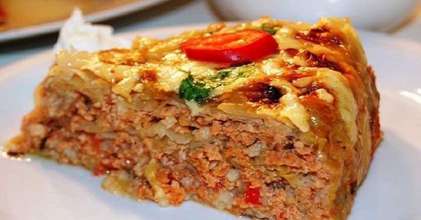 Пирог с капустой и мясом