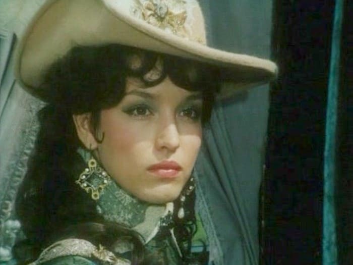 Анна Самохина в фильме *Дон Сезар де Базан*, 1989 | Фото: kino-teatr.ru Анна Самохина в фильме *Дон Сезар де Базан*, 1989 | Фото: kino-teatr.ru