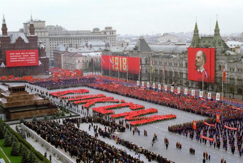 Почему я счастлив и горд, что жил в СССР Почему я счастлив и горд, что жил в СССР