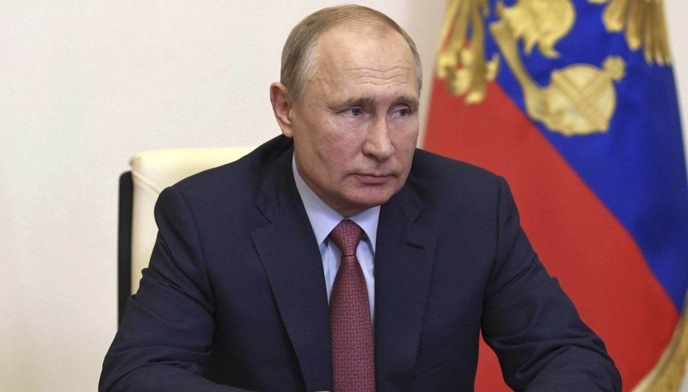Диктофон Путина рассорил гениев на Украине: “А-а-а-а-а! Это шедевр!”