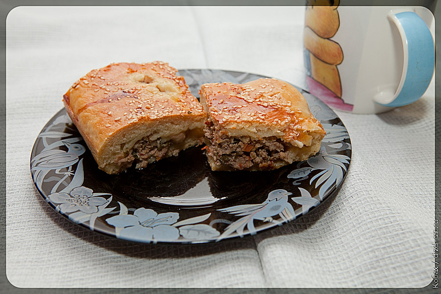 Пирог с мясом и еще кое с чем