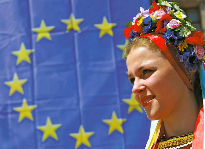 Граждане Украины больше не верят Зеленскому, хотят посадить Порошенко и опасаются сотрудничать с МВФ