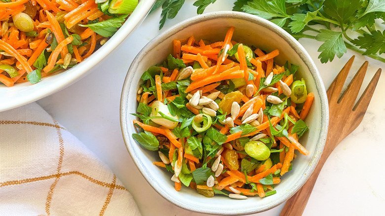 Марокканский морковный салат: готовимся к весне с ярким постным блюдом