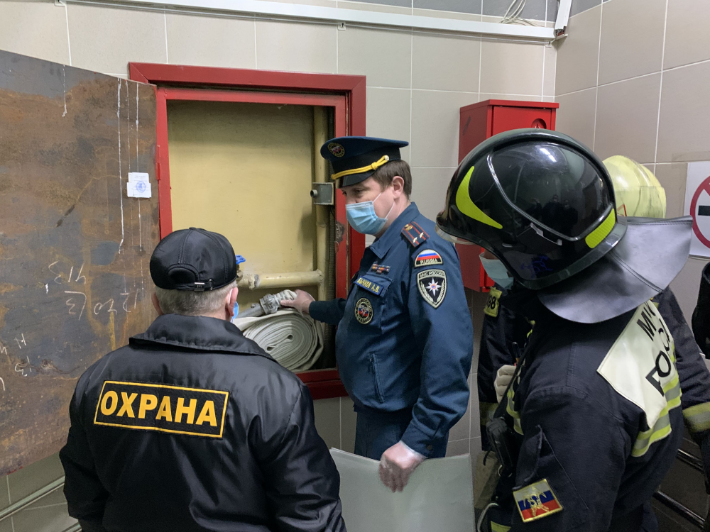 Сотрудники пожарного надзора ЮВАО провели инструктаж с персоналом Психиатрической больницы №13