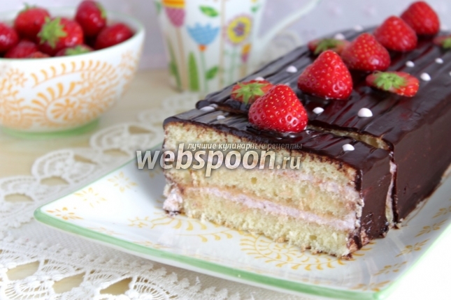 Творожный торт с клубникой