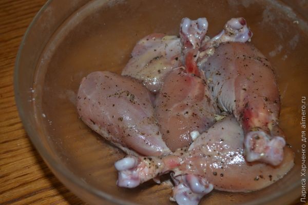 Курица с грушами в луково-медовом соусе