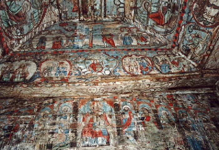 Уникальная сохранившаяся настенная роспись внутри церкви. | Фото: masterok.livejournal.com.