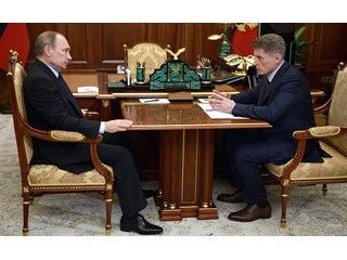 Кто из своих играет против Путина в Приморье? Кто из своих играет против Путина в Приморье?