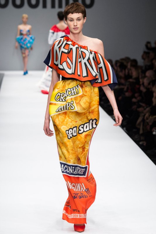 Неделя моды в Нью Йорке: Moschino осень-зима 2014/2015 Неделя моды в Нью Йорке: Moschino осень-зима 2014/2015