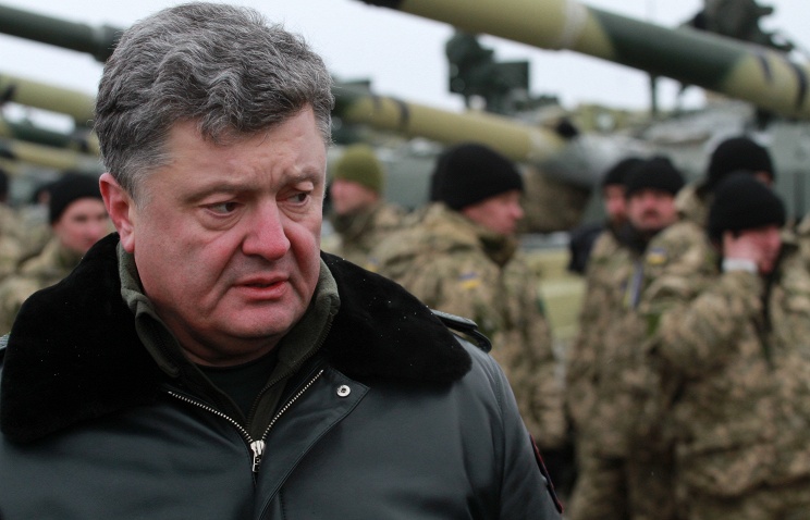 ТАСС: Порошенко: Киев готов начать процесс децентрализации власти на Украине