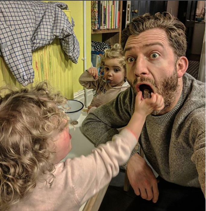 Один мне, три папе... Instagram father_of_daughters. Один мне, три папе... Instagram father_of_daughters.