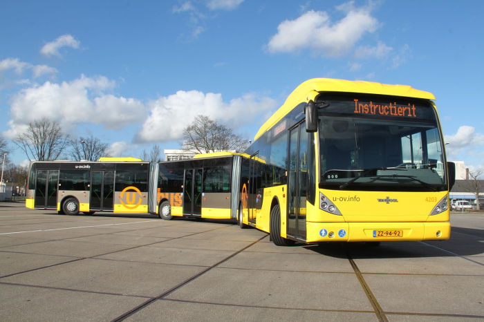 Van Hool newAGG300 на улицах голландского города Утрехт. Van Hool newAGG300 на улицах голландского города Утрехт.