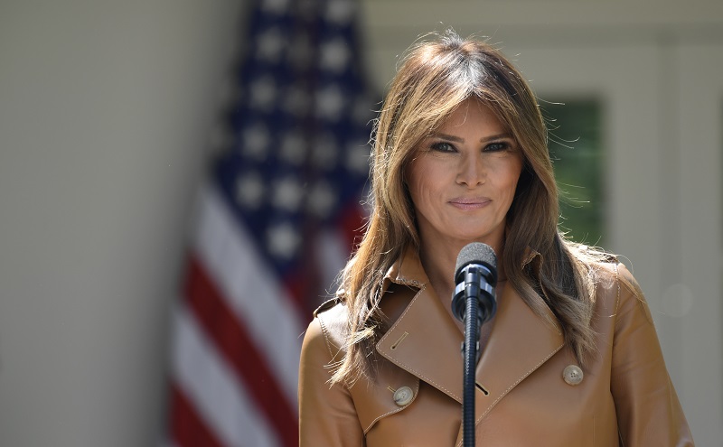 Первую леди США Меланью Трамп госпитализировали. В Белом доме сообщили о ее состоянии Первую леди США Меланью Трамп госпитализировали. В Белом доме сообщили о ее состоянии