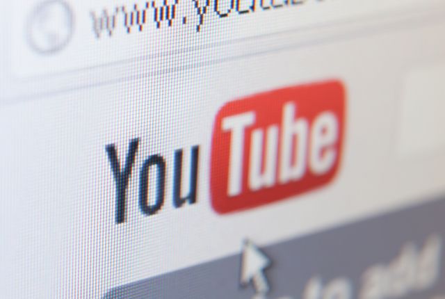 Сотни педофилов лишили YouTube рекламодателей