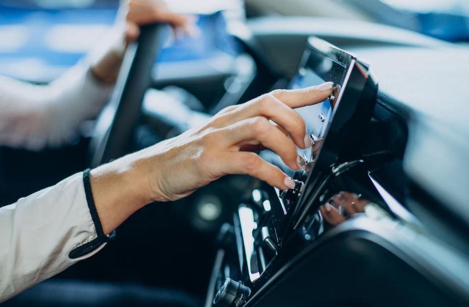 Qualcomm будет поставлять чипы для BMW и Mercedes Qualcomm будет поставлять чипы для BMW и Mercedes